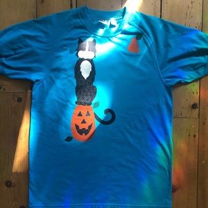 Kitschy Halloween Tee 🎃